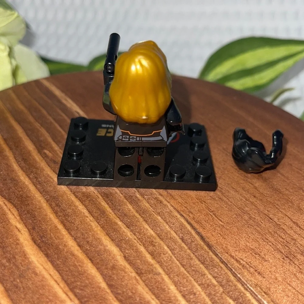 Marvel “Black widow” custom  Custom figure that is 100% compatible with LEGO